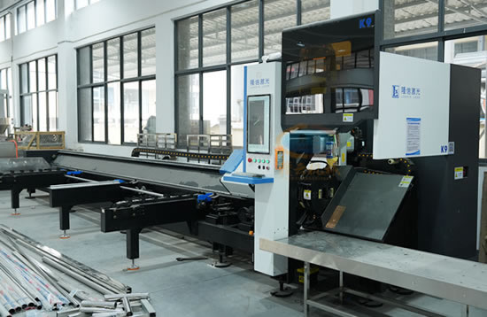 專業金屬管材激光切割機